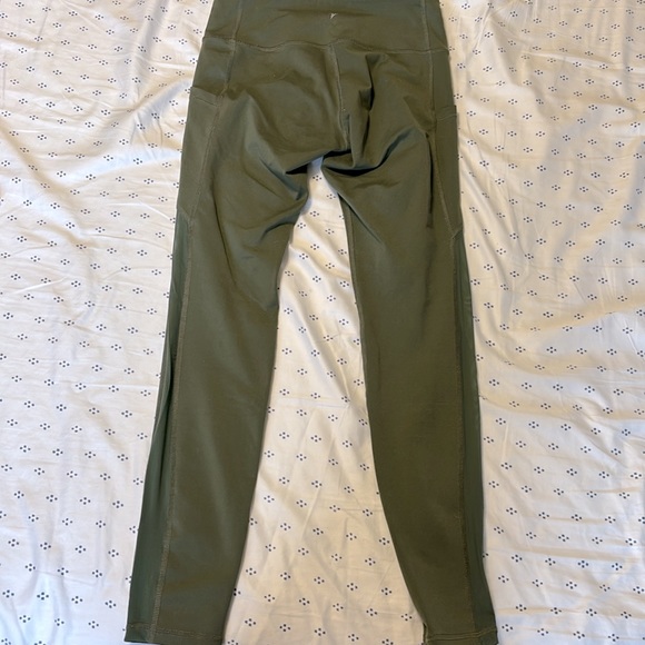 Green leggings - Picture 3 of 3